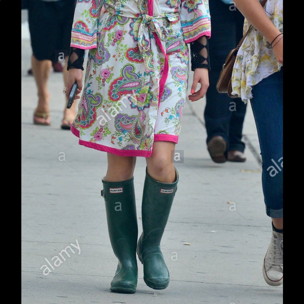 WORN ONCE green matte tall hunter boots